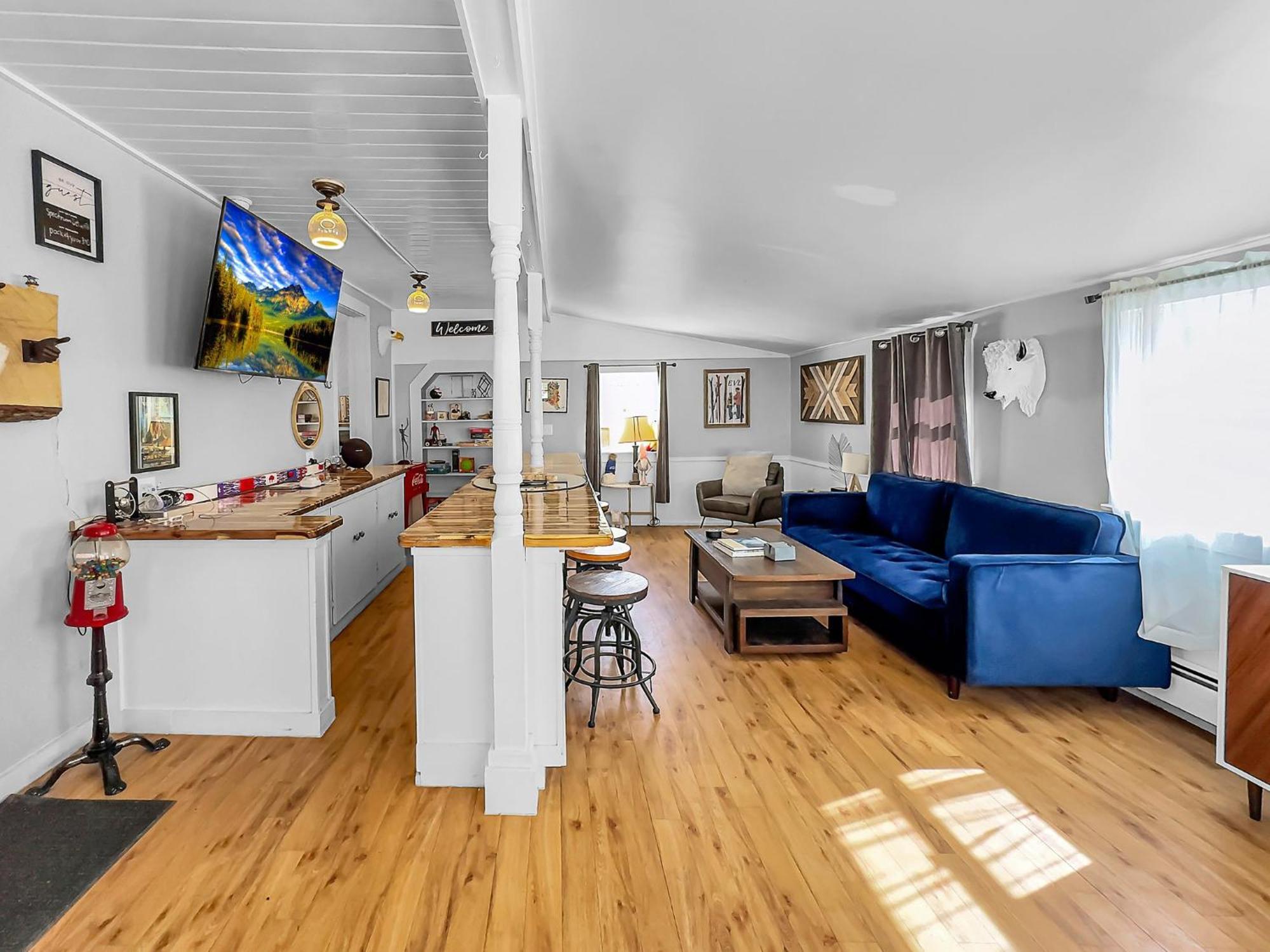 The Kelly House - 4 Bedroom Historic Lodge - Downtown เอลลิคอตต์วิลล์ ภายนอก รูปภาพ
