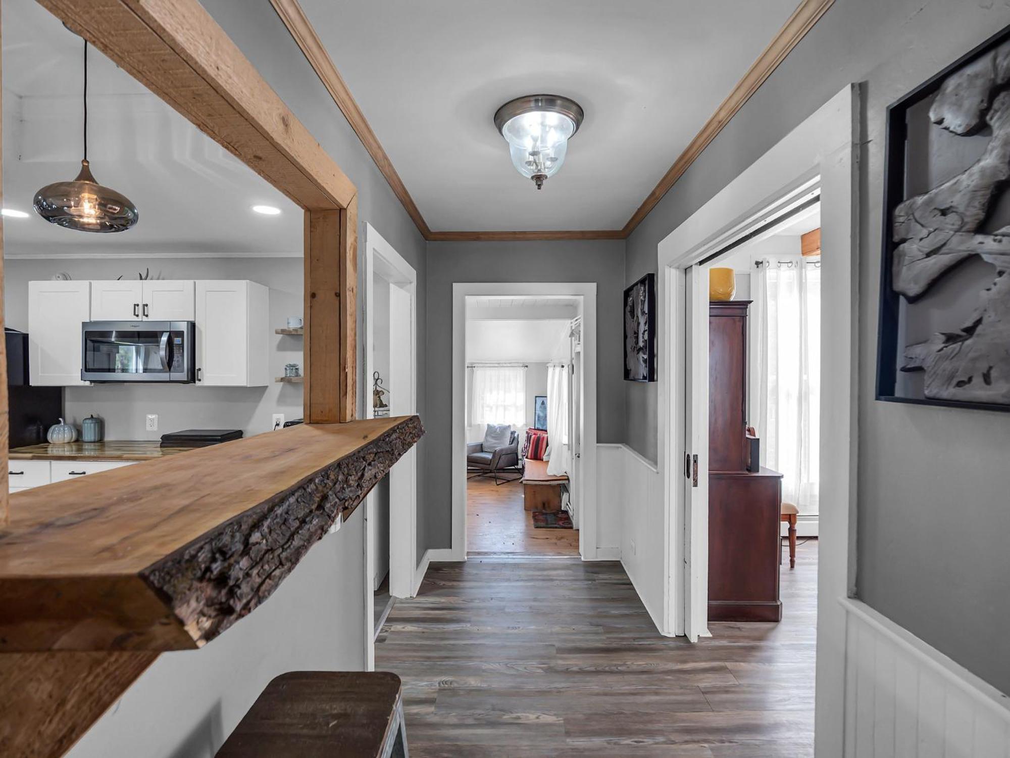 The Kelly House - 4 Bedroom Historic Lodge - Downtown เอลลิคอตต์วิลล์ ภายนอก รูปภาพ
