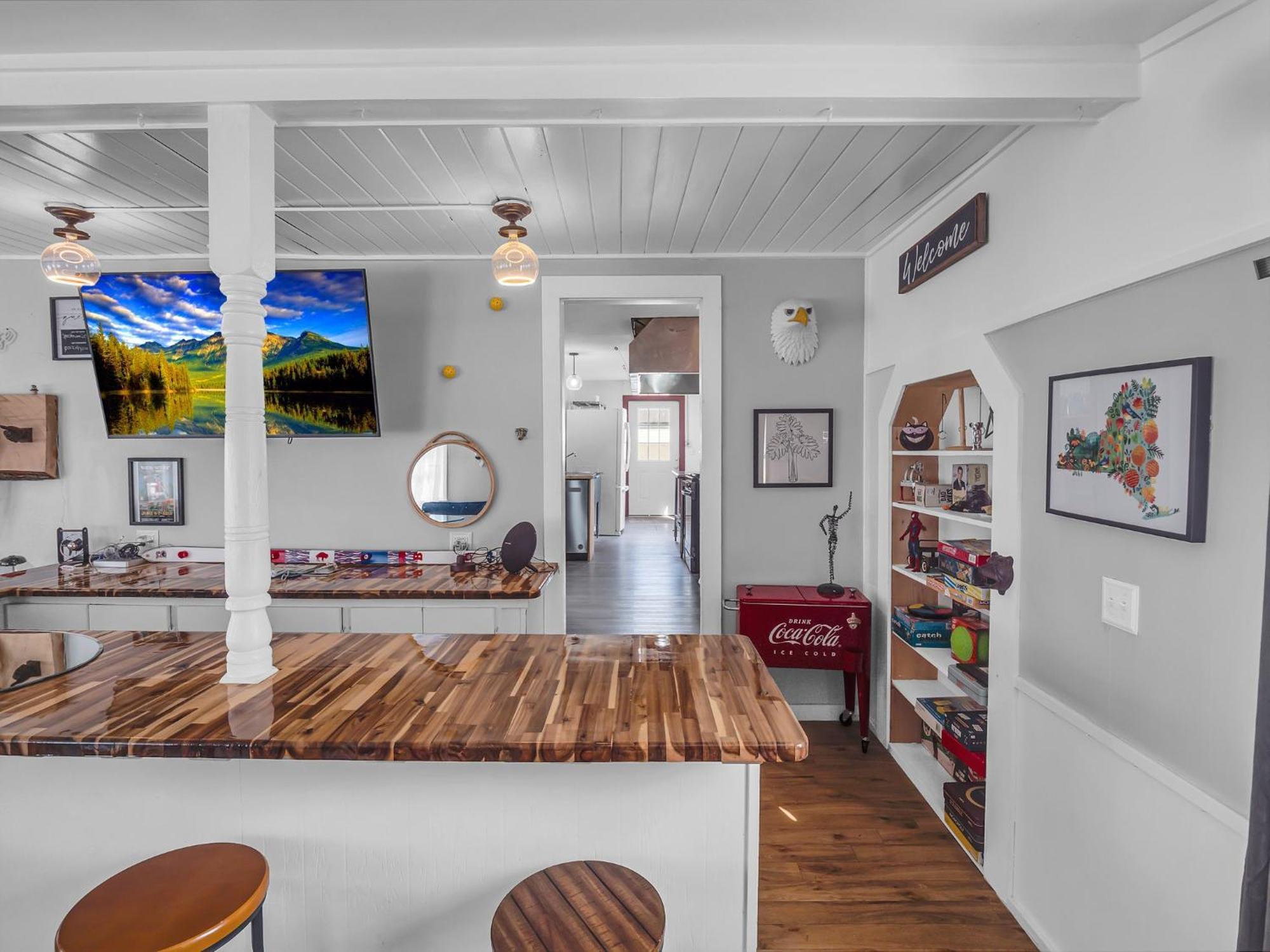 The Kelly House - 4 Bedroom Historic Lodge - Downtown เอลลิคอตต์วิลล์ ภายนอก รูปภาพ